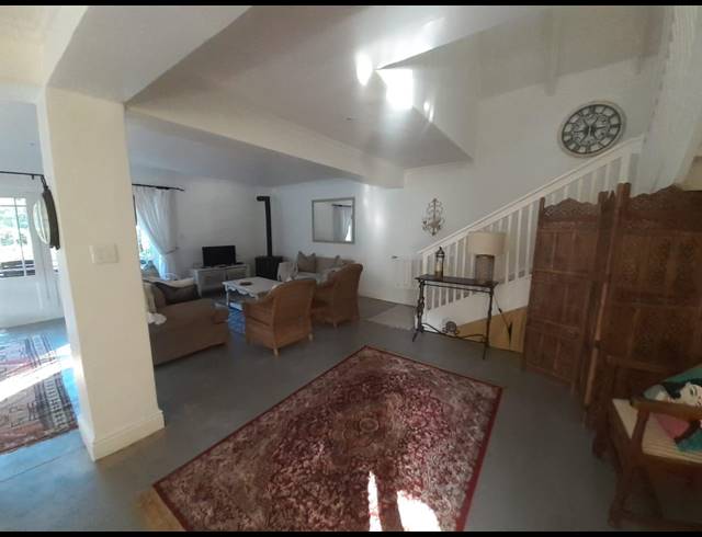 2 BEDROOM HOUSE RENTED IN ESSEXVALE
